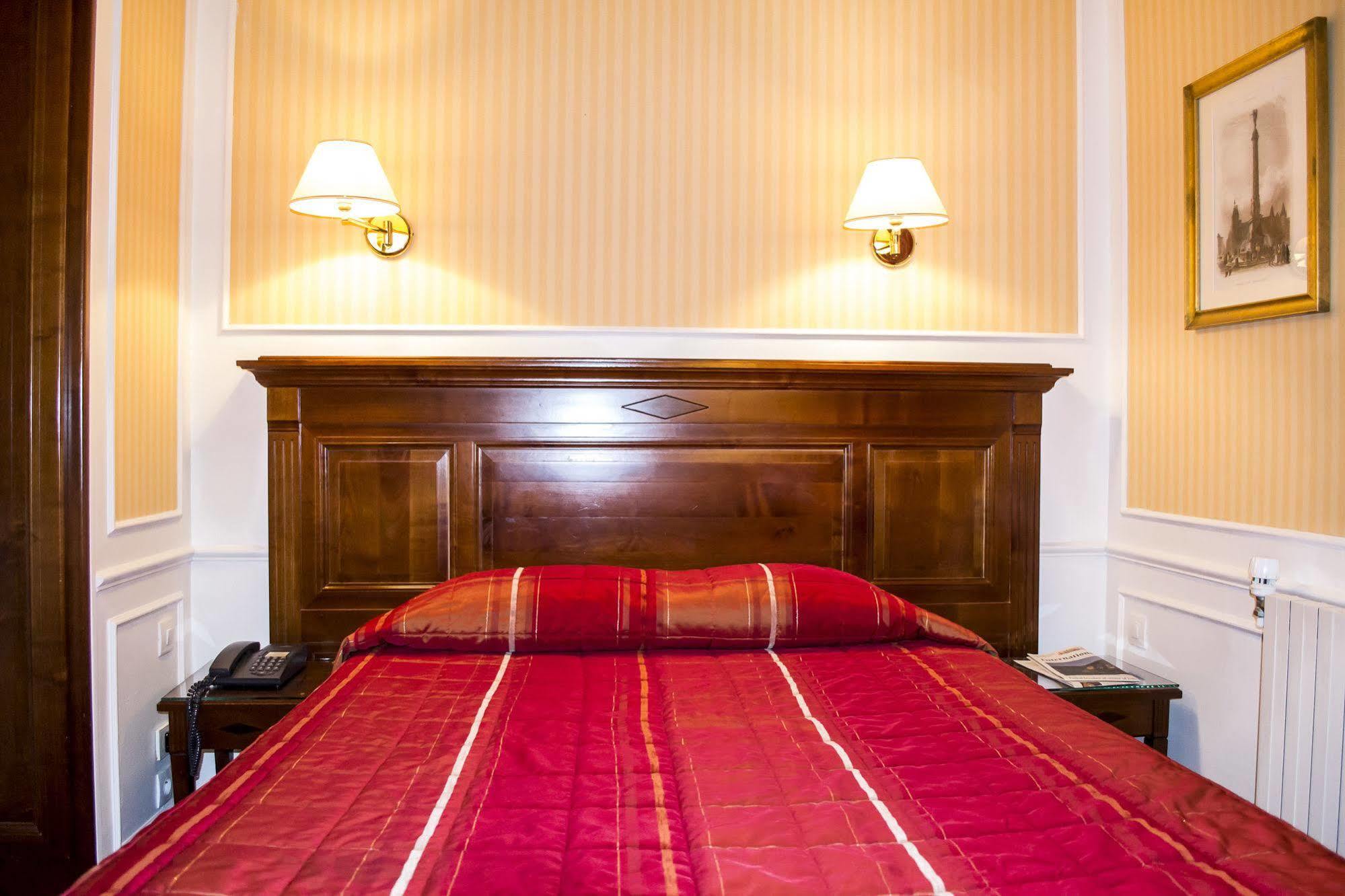 Hotel Touring Opera Paris Exterior foto